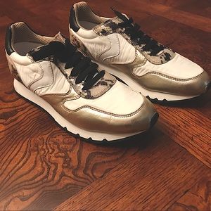 COPY - NWT Voile Blanche Women’s Fashion Low Top Jogger Sneakers Size 41 (US 10)